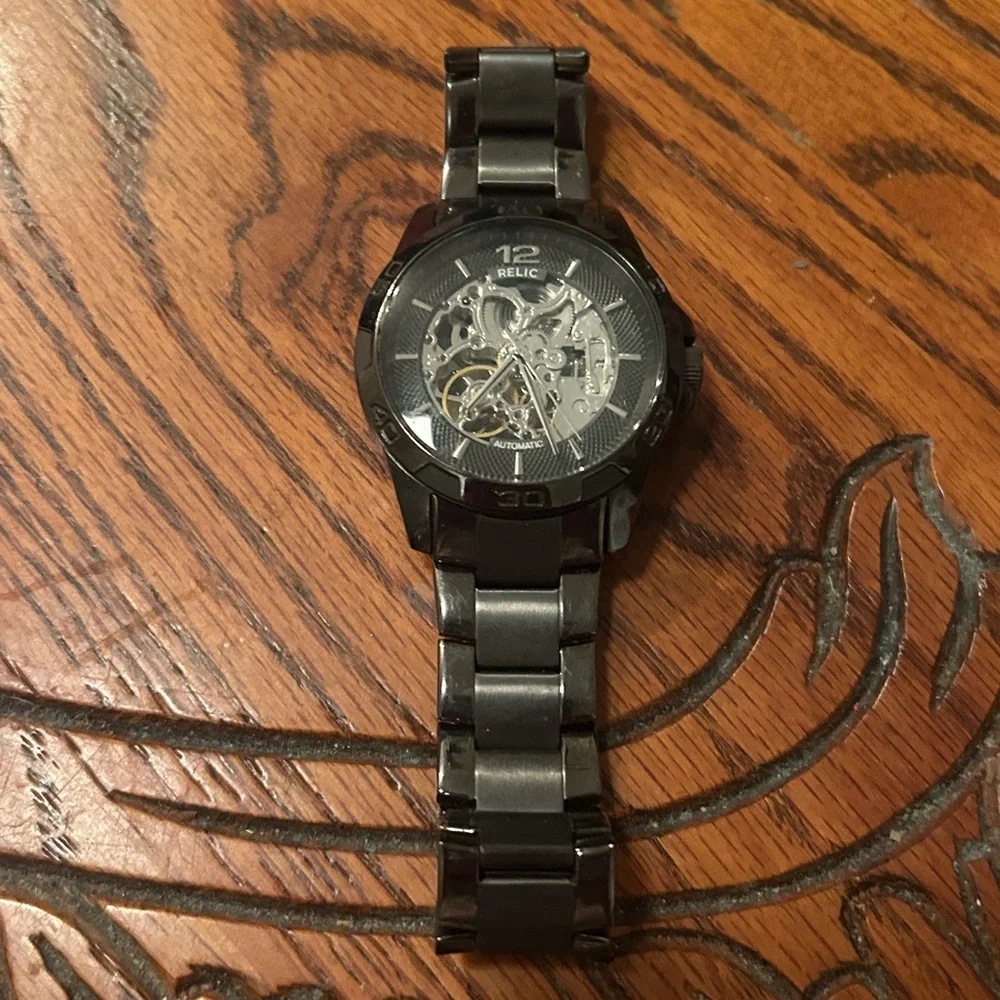 Relic Black Skeleton Dial Watch for men - Picture 5 of 6